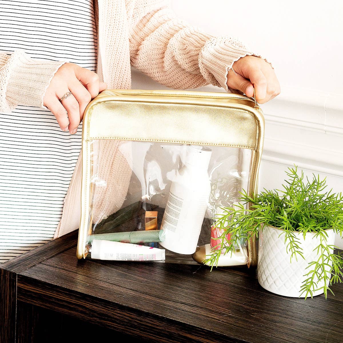 Gold Jet Setter Toiletry Bag