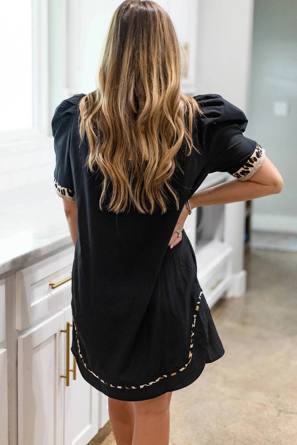 Black Leopard Trim Notched Neck Short Puff Sleeve Shift Mini Dress